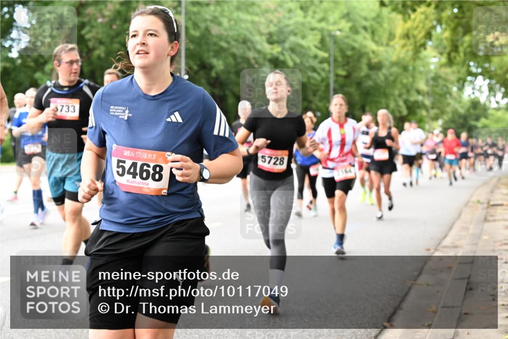 06.09.2026 - CURREX Alsterlauf Dr. Thomas Lammeyer http://msf.ph/oto/10117049 06.09.2026 09:14:20 Laufen 3733, 5468, 5728 meine-sportfotos.de