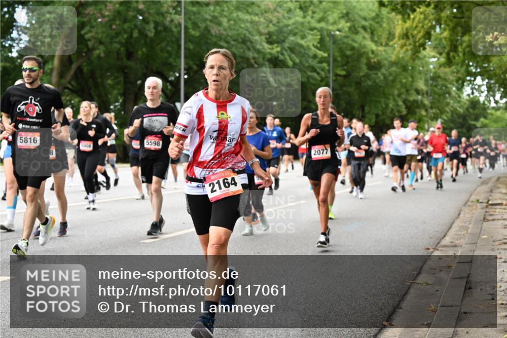 06.09.2026 - CURREX Alsterlauf Dr. Thomas Lammeyer http://msf.ph/oto/10117061 06.09.2026 09:14:21 Laufen 5598, 5816, 5008, 8, 2164, 2077 meine-sportfotos.de