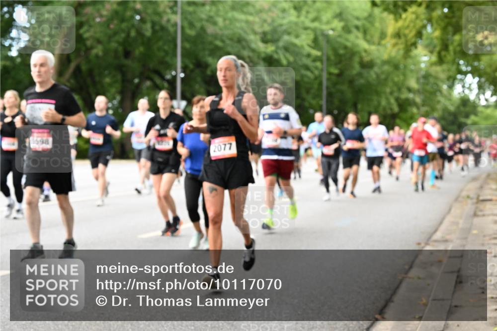 06.09.2026 - CURREX Alsterlauf Dr. Thomas Lammeyer http://msf.ph/oto/10117070 06.09.2026 09:14:23 Laufen 8598, 2077 meine-sportfotos.de