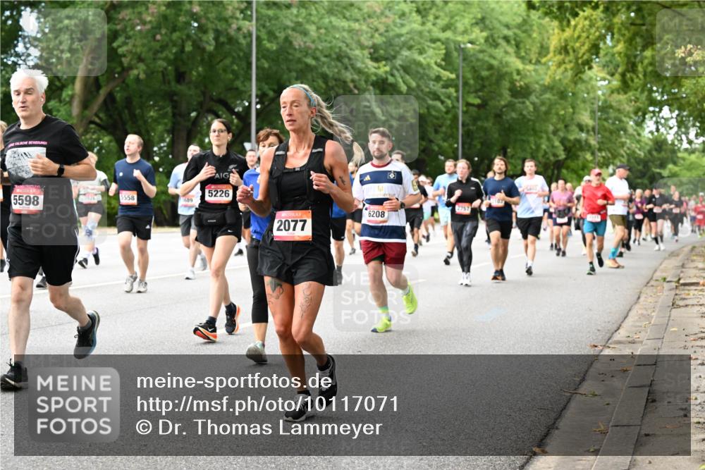 06.09.2026 - CURREX Alsterlauf Dr. Thomas Lammeyer http://msf.ph/oto/10117071 06.09.2026 09:14:23 Laufen 5598, 5558, 1589, 5226, 2077, 15, 2757, 6208 meine-sportfotos.de