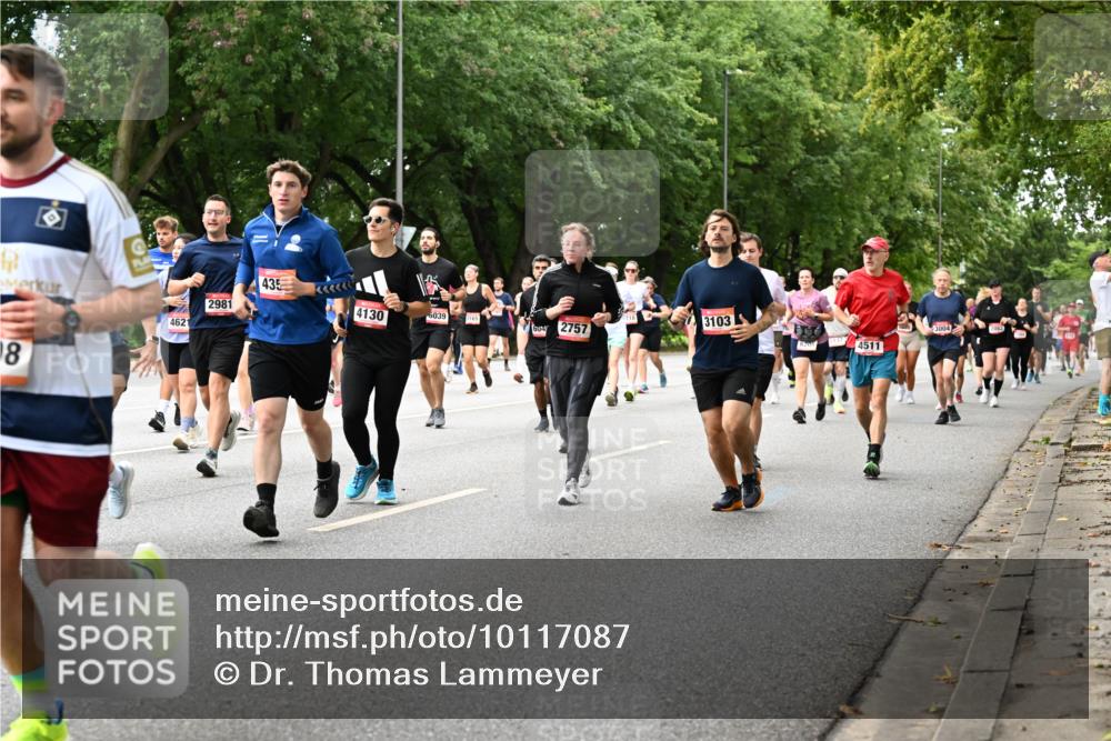06.09.2026 - CURREX Alsterlauf Dr. Thomas Lammeyer http://msf.ph/oto/10117087 06.09.2026 09:14:25 Laufen 8, 4621, 2981, 435, 4130, 6039, 3103, 2757, 604, 3004, 6205, 4511 meine-sportfotos.de
