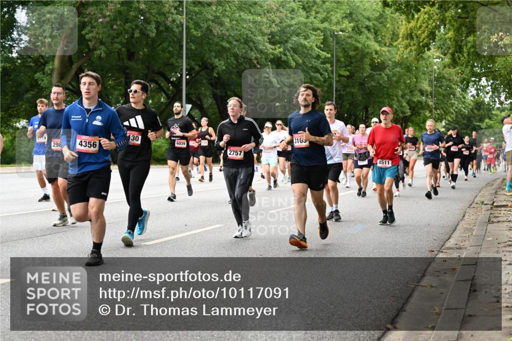06.09.2026 - CURREX Alsterlauf Dr. Thomas Lammeyer http://msf.ph/oto/10117091 06.09.2026 09:14:26 Laufen 02, 130, 3165, 298, 4356, 6039, 4, 310, 2757, 5743, 300, 6205, 4511 meine-sportfotos.de