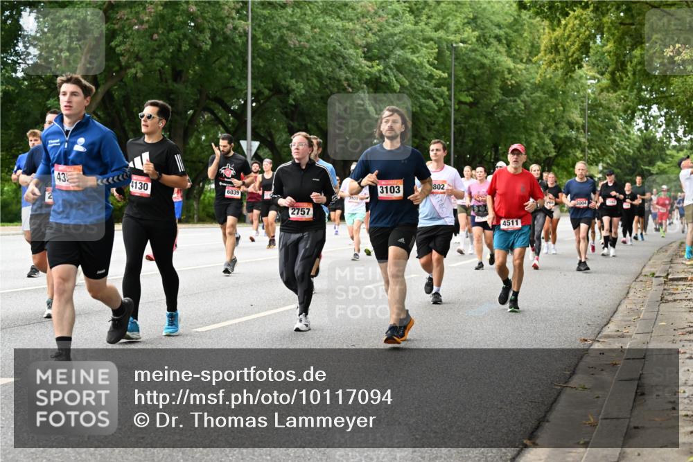 06.09.2026 - CURREX Alsterlauf Dr. Thomas Lammeyer http://msf.ph/oto/10117094 06.09.2026 09:14:26 Laufen 43, 4130, 6039, 3101, 2757, 3103, 802, 4511, 3004 meine-sportfotos.de