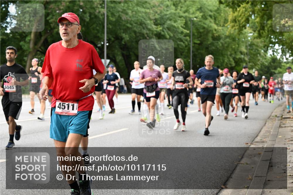 06.09.2026 - CURREX Alsterlauf Dr. Thomas Lammeyer http://msf.ph/oto/10117115 06.09.2026 09:14:29 Laufen 6045, 4511, 3005 meine-sportfotos.de