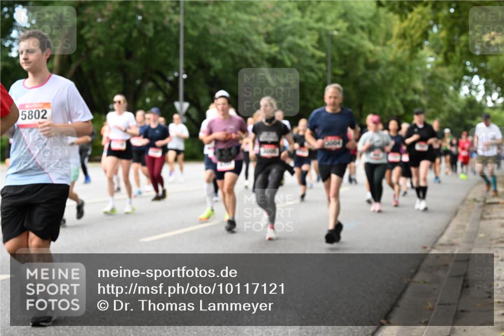 06.09.2026 - CURREX Alsterlauf Dr. Thomas Lammeyer http://msf.ph/oto/10117121 06.09.2026 09:14:30 Laufen 5802 meine-sportfotos.de