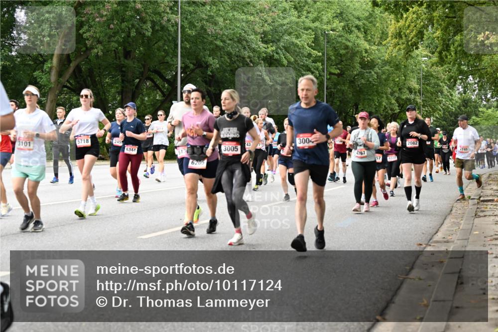 06.09.2026 - CURREX Alsterlauf Dr. Thomas Lammeyer http://msf.ph/oto/10117124 06.09.2026 09:14:30 Laufen 3101, 5718, 245, 6344, 2014, 513, 6205, 3005, 43, 300, 5720, 4767, 57, 4222, 2082, 2745 meine-sportfotos.de