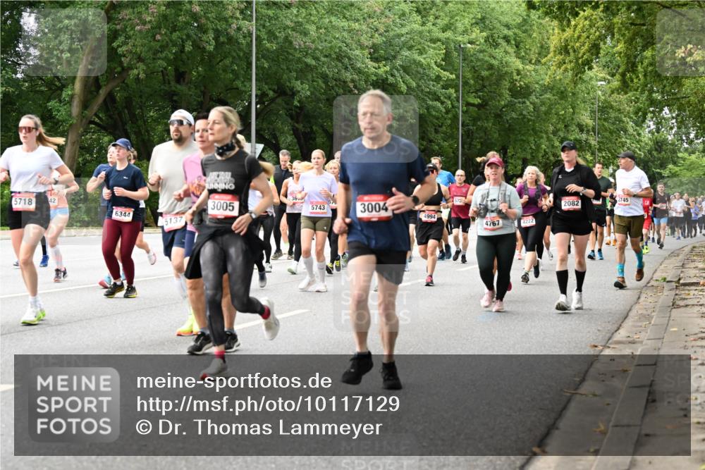 06.09.2026 - CURREX Alsterlauf Dr. Thomas Lammeyer http://msf.ph/oto/10117129 06.09.2026 09:14:31 Laufen 5718, 42, 6344, 5137, 100, 3005, 36, 5743, 3004, 4994, 57, 4767, 4222, 2082, 2745 meine-sportfotos.de