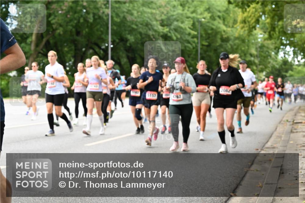 06.09.2026 - CURREX Alsterlauf Dr. Thomas Lammeyer http://msf.ph/oto/10117140 06.09.2026 09:14:32 Laufen 2082, 5157 meine-sportfotos.de
