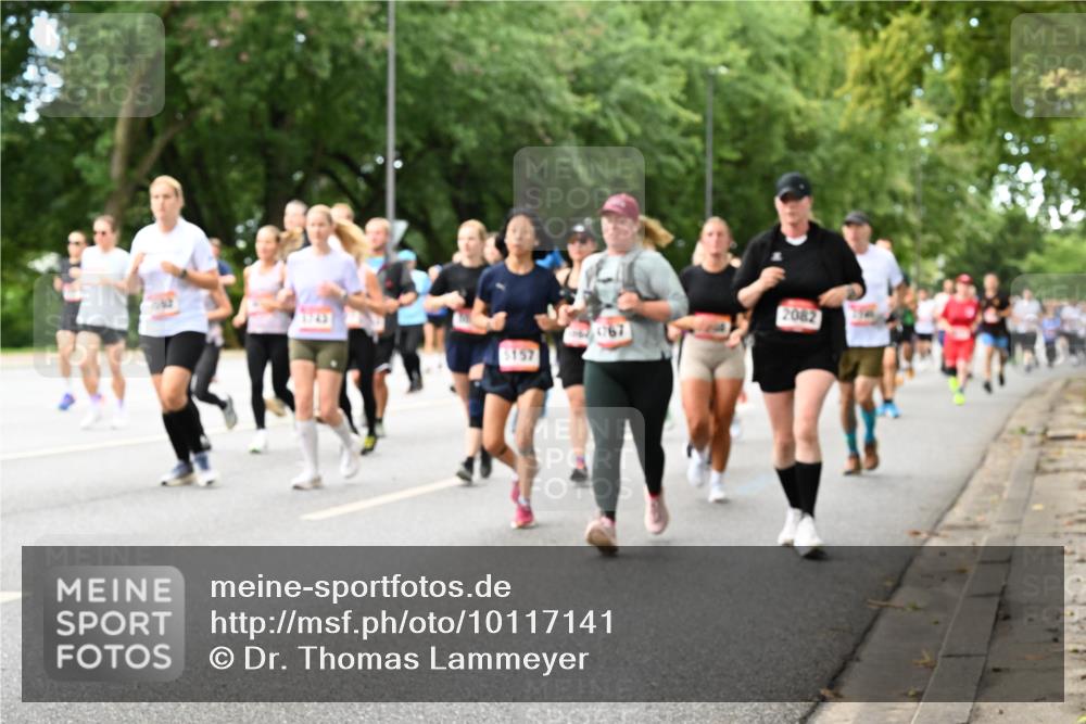 06.09.2026 - CURREX Alsterlauf Dr. Thomas Lammeyer http://msf.ph/oto/10117141 06.09.2026 09:14:32 Laufen 5157, 2082 meine-sportfotos.de
