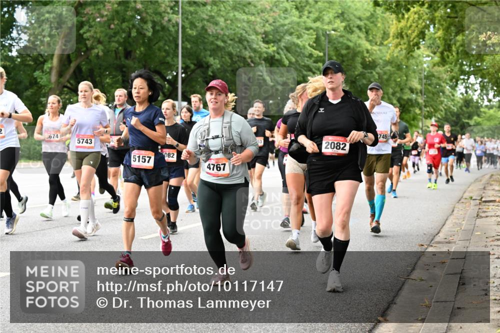 06.09.2026 - CURREX Alsterlauf Dr. Thomas Lammeyer http://msf.ph/oto/10117147 06.09.2026 09:14:33 Laufen 674, 5743, 6, 5157, 082, 4767, 03, 2082, 745 meine-sportfotos.de