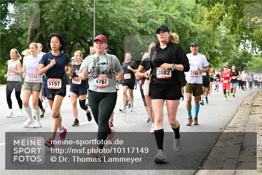 06.09.2026 - CURREX Alsterlauf Dr. Thomas Lammeyer http://msf.ph/oto/10117149 06.09.2026 09:14:34 Laufen 3674, 5743, 5157, 5082, 4767, 5503, 2, 2082, 2745 meine-sportfotos.de