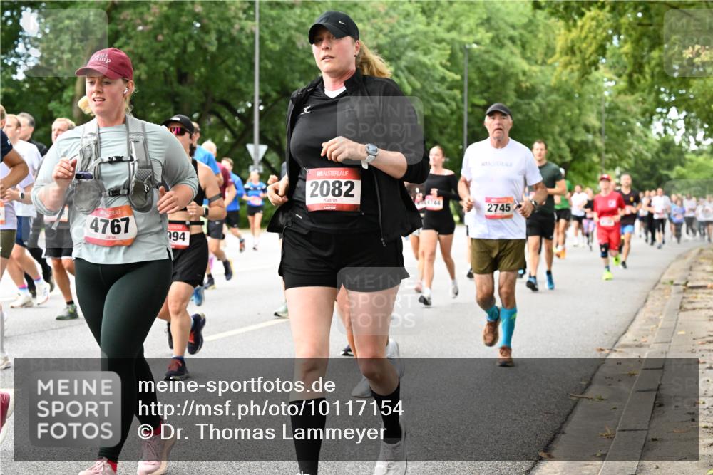 06.09.2026 - CURREX Alsterlauf Dr. Thomas Lammeyer http://msf.ph/oto/10117154 06.09.2026 09:14:34 Laufen 4767, 994, 2082, 4744, 2745 meine-sportfotos.de