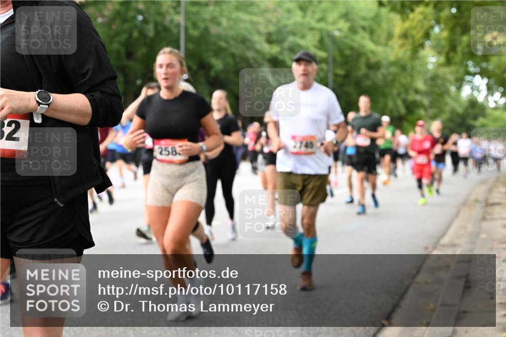 06.09.2026 - CURREX Alsterlauf Dr. Thomas Lammeyer http://msf.ph/oto/10117158 06.09.2026 09:14:35 Laufen 2, 2583 meine-sportfotos.de