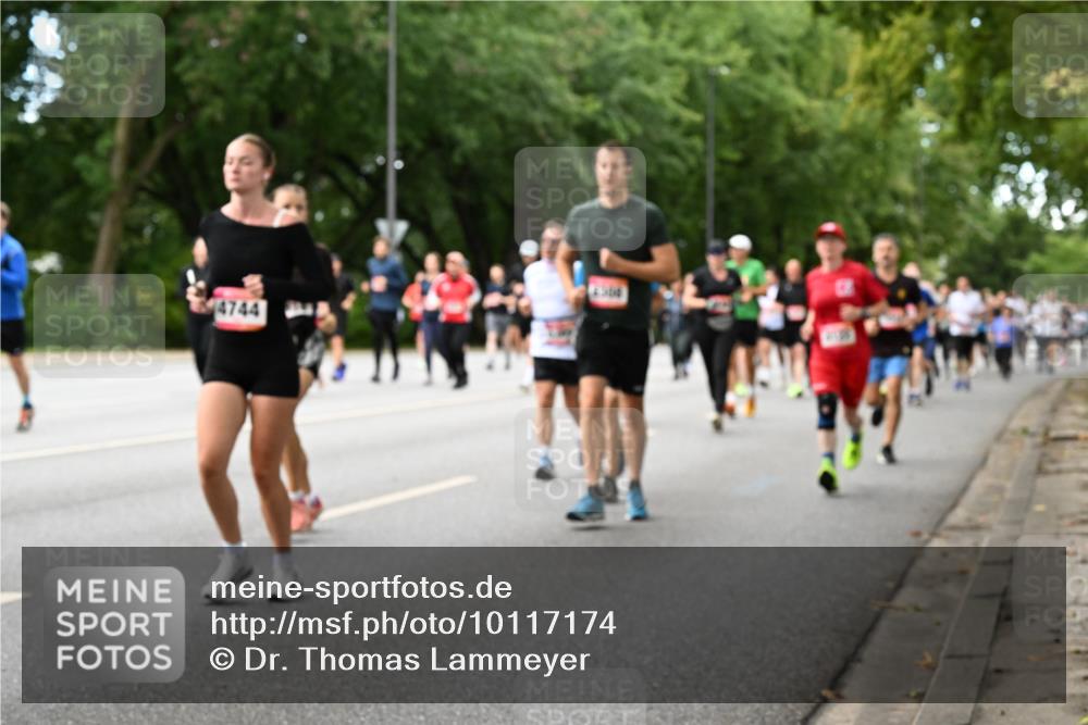 06.09.2026 - CURREX Alsterlauf Dr. Thomas Lammeyer http://msf.ph/oto/10117174 06.09.2026 09:14:37 Laufen 4744 meine-sportfotos.de