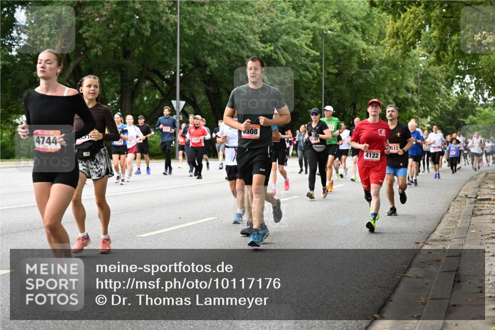 06.09.2026 - CURREX Alsterlauf Dr. Thomas Lammeyer http://msf.ph/oto/10117176 06.09.2026 09:14:37 Laufen 4744, 8044, 0308, 5140, 4122, 519 meine-sportfotos.de
