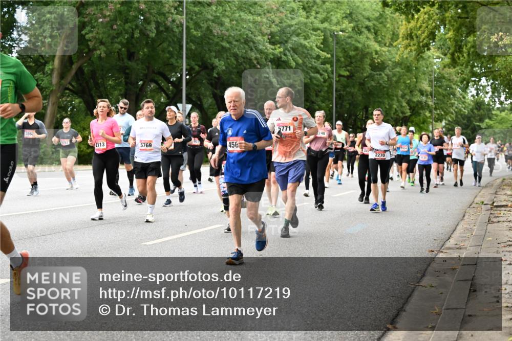 06.09.2026 - CURREX Alsterlauf Dr. Thomas Lammeyer http://msf.ph/oto/10117219 06.09.2026 09:14:43 Laufen 3867, 5767, 2113, 5769, 456, 5771, 248, 2270 meine-sportfotos.de
