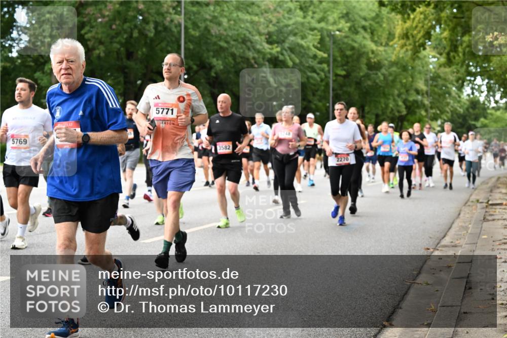 06.09.2026 - CURREX Alsterlauf Dr. Thomas Lammeyer http://msf.ph/oto/10117230 06.09.2026 09:14:44 Laufen 5769, 5771, 3582, 2270 meine-sportfotos.de