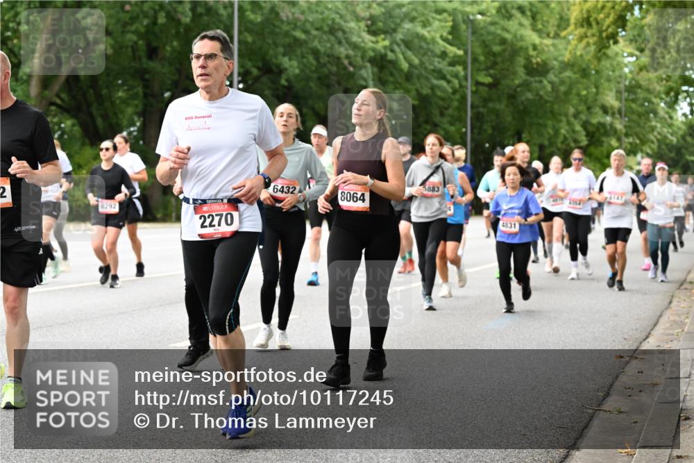 06.09.2026 - CURREX Alsterlauf Dr. Thomas Lammeyer http://msf.ph/oto/10117245 06.09.2026 09:14:47 Laufen 2, 8292, 2270, 5883, 6432, 8064, 4831 meine-sportfotos.de