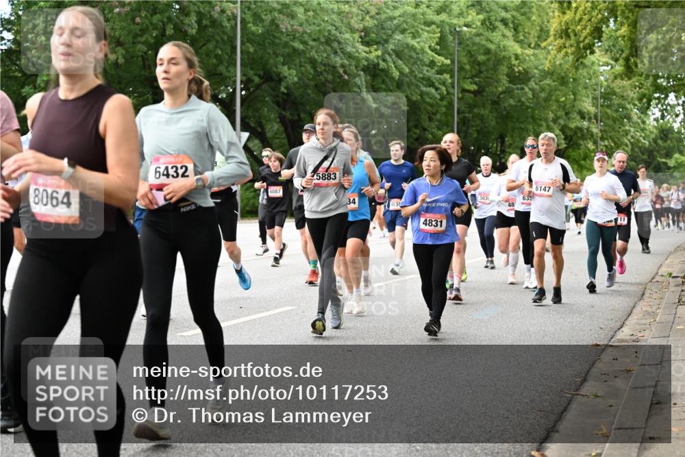 06.09.2026 - CURREX Alsterlauf Dr. Thomas Lammeyer http://msf.ph/oto/10117253 06.09.2026 09:14:48 Laufen 8064, 6432, 6087, 5883, 6147, 303, 635, 34, 4138, 48, 4831, 140, 11 meine-sportfotos.de