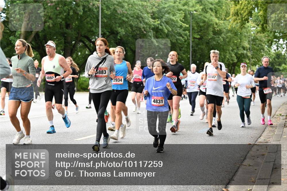 06.09.2026 - CURREX Alsterlauf Dr. Thomas Lammeyer http://msf.ph/oto/10117259 06.09.2026 09:14:49 Laufen 4892, 5883, 2934, 3315, 4831, 922, 3039, 6147, 5111 meine-sportfotos.de