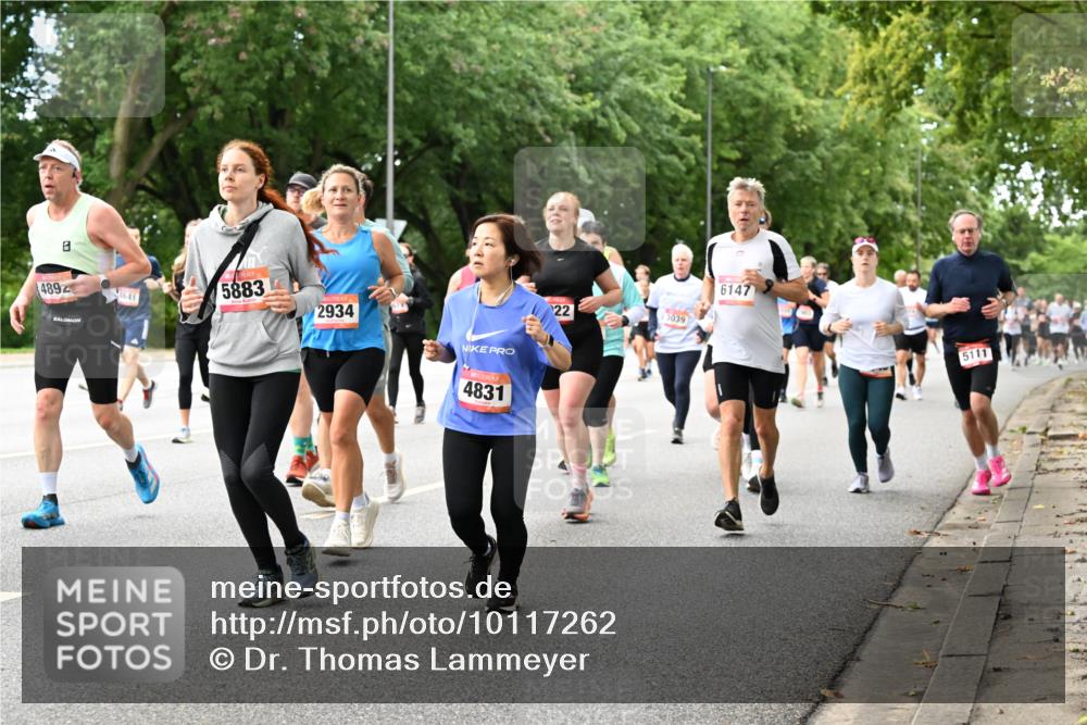 06.09.2026 - CURREX Alsterlauf Dr. Thomas Lammeyer http://msf.ph/oto/10117262 06.09.2026 09:14:50 Laufen 4892, 4641, 5883, 2934, 4831, 22, 3039, 6147, 5111 meine-sportfotos.de
