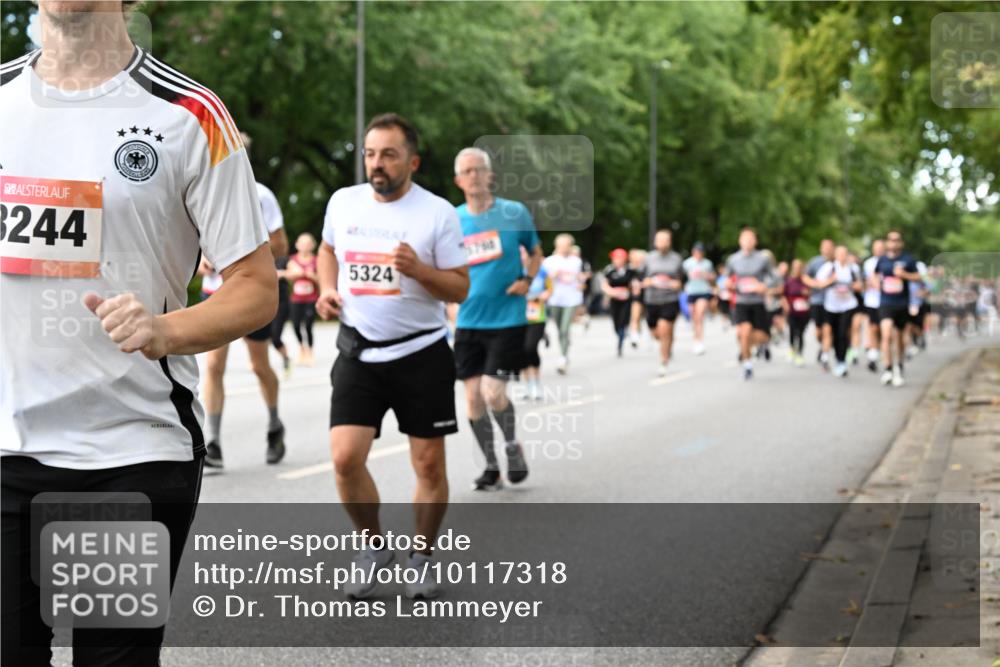 06.09.2026 - CURREX Alsterlauf Dr. Thomas Lammeyer http://msf.ph/oto/10117318 06.09.2026 09:14:58 Laufen 3244, 5324 meine-sportfotos.de