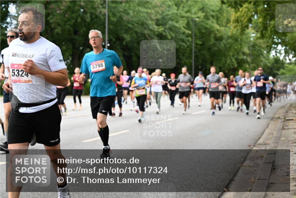 06.09.2026 - CURREX Alsterlauf Dr. Thomas Lammeyer http://msf.ph/oto/10117324 06.09.2026 09:14:59 Laufen 5324, 5798 meine-sportfotos.de
