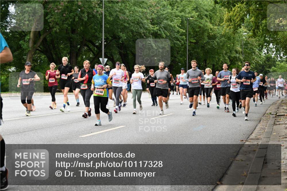 06.09.2026 - CURREX Alsterlauf Dr. Thomas Lammeyer http://msf.ph/oto/10117328 06.09.2026 09:15:00 Laufen 5197, 3277, 2560, 2454, 3283, 4170, 2287, 6446, 6242, 6019, 634, 246, 3271, 3309, 1316, 2467 meine-sportfotos.de