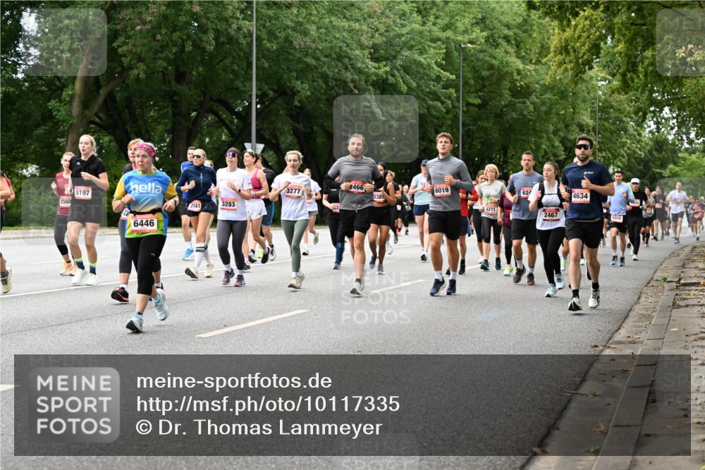 06.09.2026 - CURREX Alsterlauf Dr. Thomas Lammeyer http://msf.ph/oto/10117335 06.09.2026 09:15:01 Laufen 2560, 5197, 2466, 6019, 3277, 2385, 3283, 2541, 6446, 8271, 624, 2467, 4634 meine-sportfotos.de