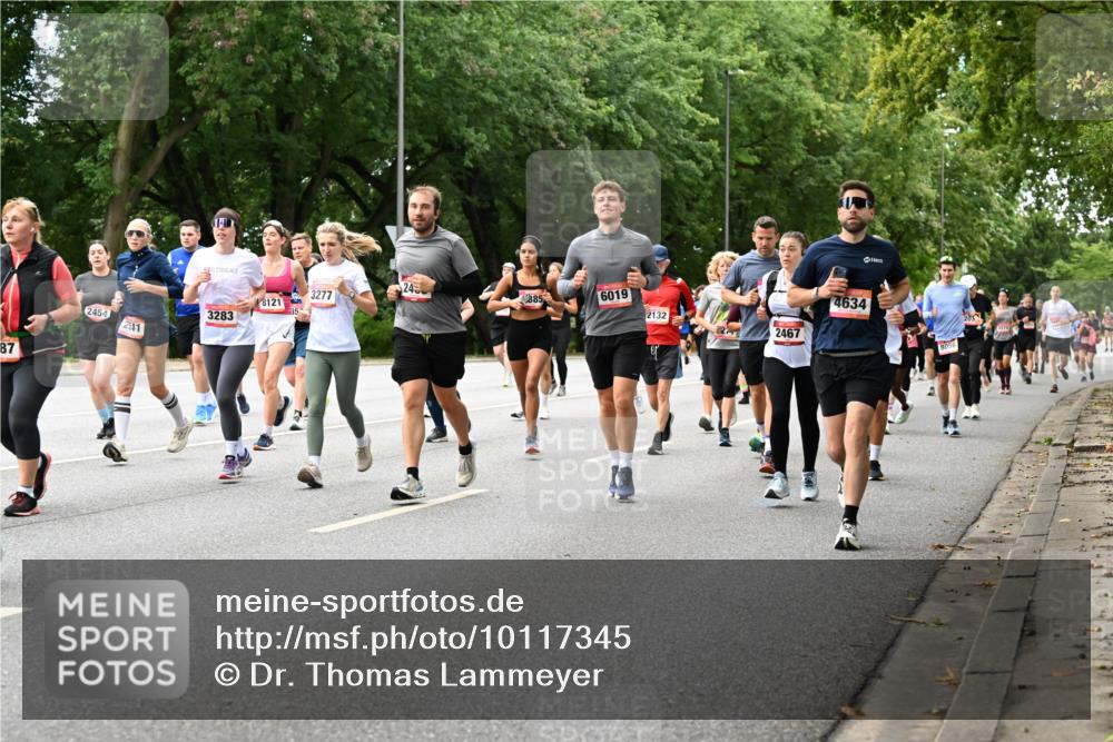 06.09.2026 - CURREX Alsterlauf Dr. Thomas Lammeyer http://msf.ph/oto/10117345 06.09.2026 09:15:02 Laufen 87, 2454, 2511, 245, 3277, 885, 6019, 8121, 3283, 2132, 2467, 4634 meine-sportfotos.de