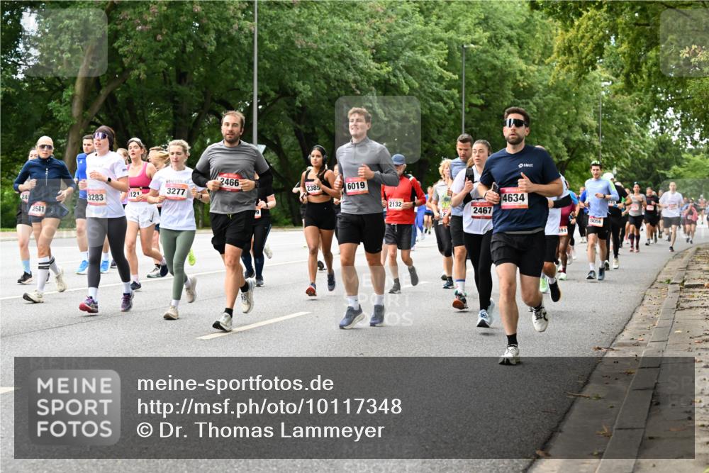 06.09.2026 - CURREX Alsterlauf Dr. Thomas Lammeyer http://msf.ph/oto/10117348 06.09.2026 09:15:02 Laufen 2466, 121, 3277, 2385, 6019, 245, 3283, 2132, 2541, 2467, 4634, 8056, 894 meine-sportfotos.de