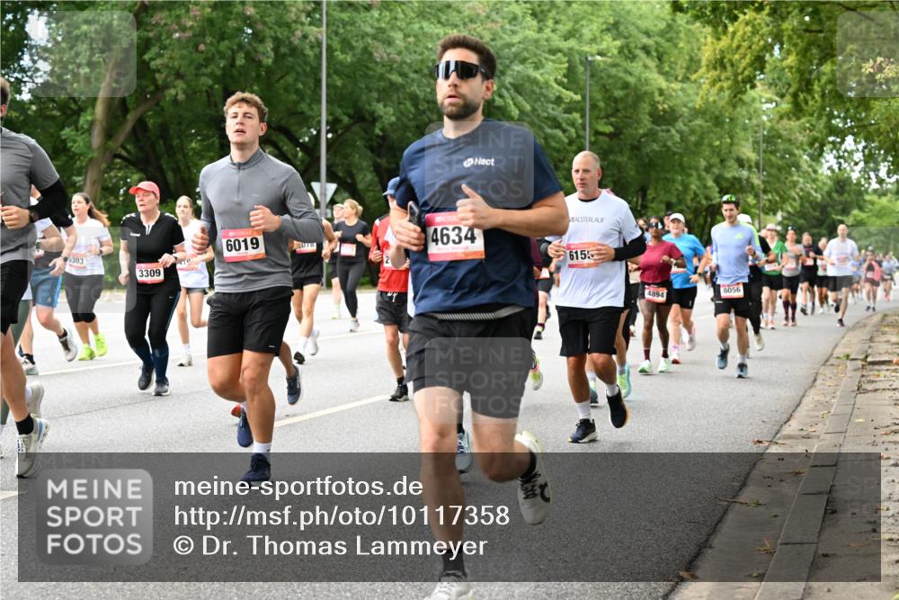 06.09.2026 - CURREX Alsterlauf Dr. Thomas Lammeyer http://msf.ph/oto/10117358 06.09.2026 09:15:04 Laufen 5303, 3309, 6019, 078, 4634, 6155, 8056, 4894 meine-sportfotos.de
