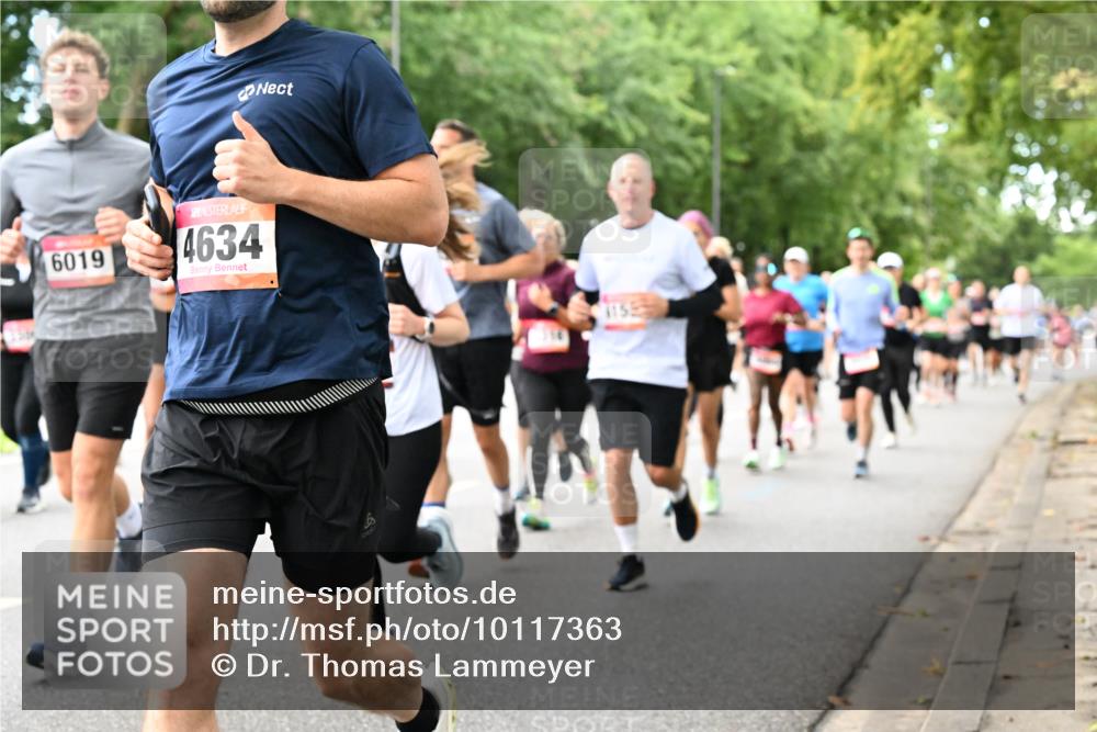 06.09.2026 - CURREX Alsterlauf Dr. Thomas Lammeyer http://msf.ph/oto/10117363 06.09.2026 09:15:05 Laufen 6019, 4634, 1155 meine-sportfotos.de
