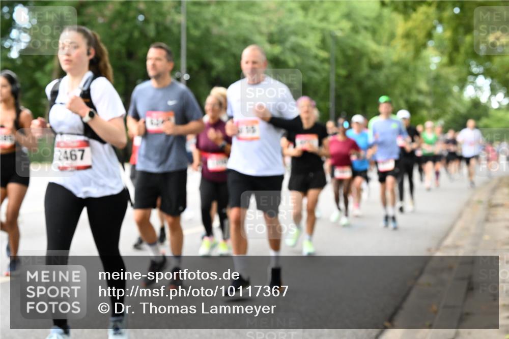 06.09.2026 - CURREX Alsterlauf Dr. Thomas Lammeyer http://msf.ph/oto/10117367 06.09.2026 09:15:05 Laufen 2467, 15 meine-sportfotos.de