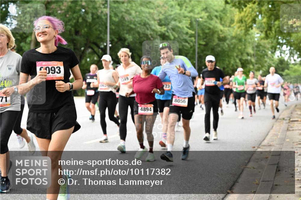 06.09.2026 - CURREX Alsterlauf Dr. Thomas Lammeyer http://msf.ph/oto/10117382 06.09.2026 09:15:07 Laufen 71, 10, 093, 349, 4894, 8056 meine-sportfotos.de