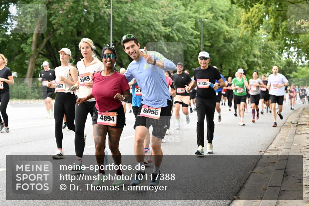 06.09.2026 - CURREX Alsterlauf Dr. Thomas Lammeyer http://msf.ph/oto/10117388 06.09.2026 09:15:08 Laufen 3, 8063, 5349, 2035, 21, 6148, 074, 4894, 8056 meine-sportfotos.de