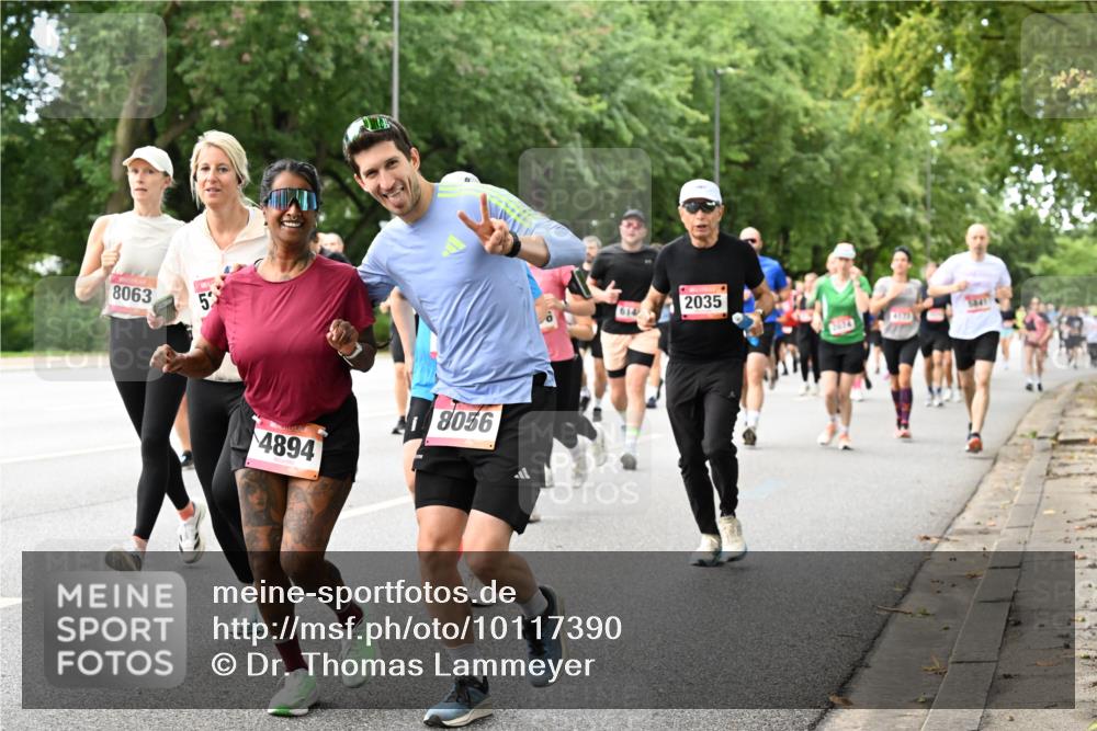 06.09.2026 - CURREX Alsterlauf Dr. Thomas Lammeyer http://msf.ph/oto/10117390 06.09.2026 09:15:08 Laufen 8063, 52, 4894, 8056, 614, 2035, 2974 meine-sportfotos.de