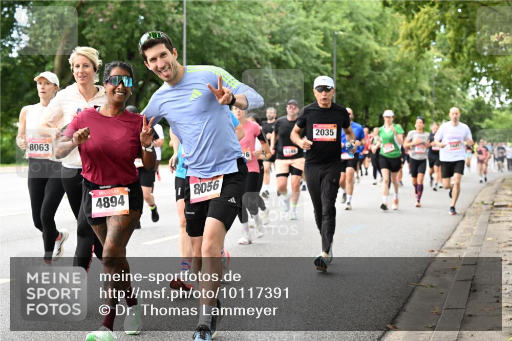 06.09.2026 - CURREX Alsterlauf Dr. Thomas Lammeyer http://msf.ph/oto/10117391 06.09.2026 09:15:08 Laufen 8063, 4894, 8056, 2035 meine-sportfotos.de