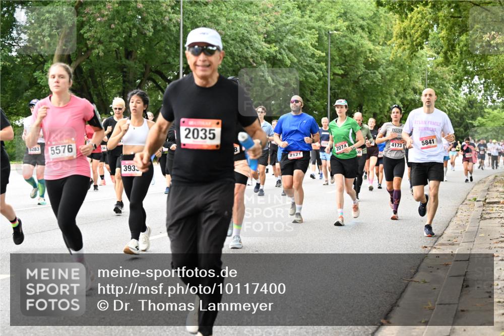 06.09.2026 - CURREX Alsterlauf Dr. Thomas Lammeyer http://msf.ph/oto/10117400 06.09.2026 09:15:10 Laufen 6283, 5576, 3933, 2035, 2121, 8074, 2074, 30, 4173, 5841 meine-sportfotos.de