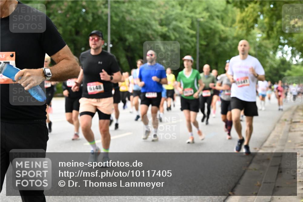 06.09.2026 - CURREX Alsterlauf Dr. Thomas Lammeyer http://msf.ph/oto/10117405 06.09.2026 09:15:10 Laufen 6148, 641 meine-sportfotos.de