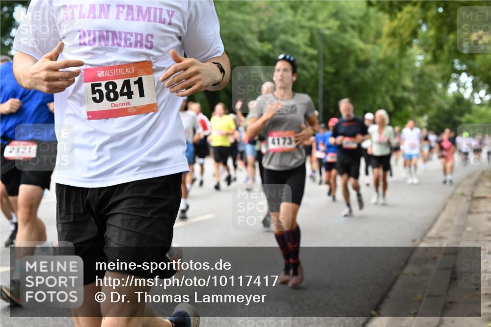 06.09.2026 - CURREX Alsterlauf Dr. Thomas Lammeyer http://msf.ph/oto/10117417 06.09.2026 09:15:12 Laufen 2121, 5841, 4173 meine-sportfotos.de