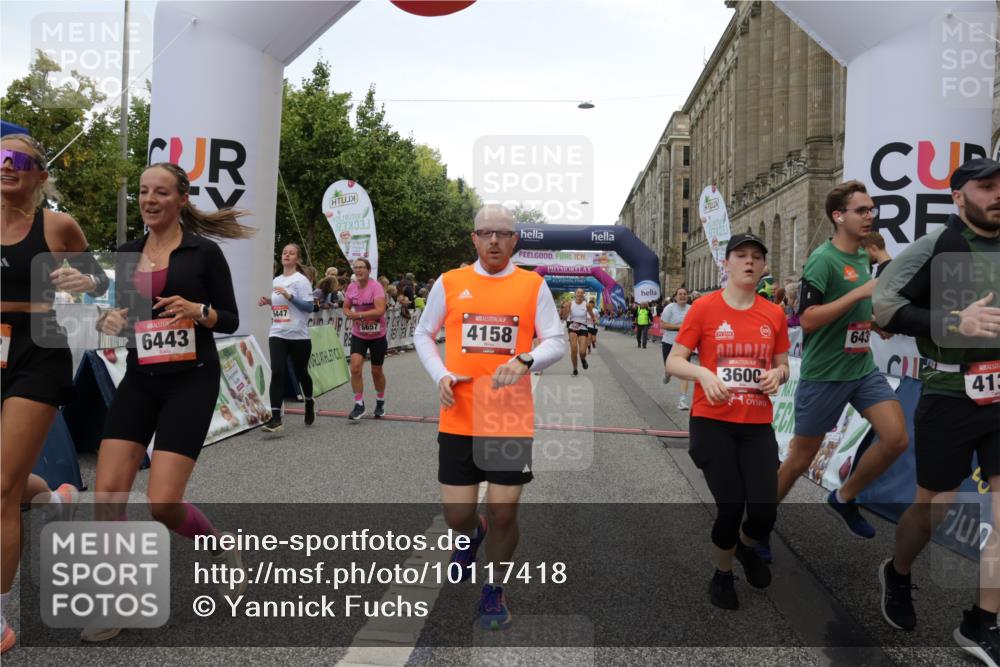 06.09.2026 - CURREX Alsterlauf Yannick Fuchs http://msf.ph/oto/10117418 06.09.2026 09:59:24 Ziel 2367, 2772, 3535, 3542, 3600, 3657, 3844, 4091, 4139, 4158, 4217, 4478, 4748, 4791, 5160, 5712, 5723, 5735, 6059, 6312, 6443, 6447 meine-sportfotos.de