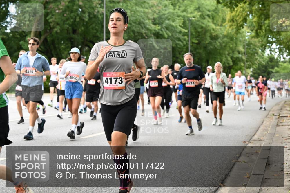 06.09.2026 - CURREX Alsterlauf Dr. Thomas Lammeyer http://msf.ph/oto/10117422 06.09.2026 09:15:13 Laufen 4591, 4590, 4173, 5113, 6214 meine-sportfotos.de