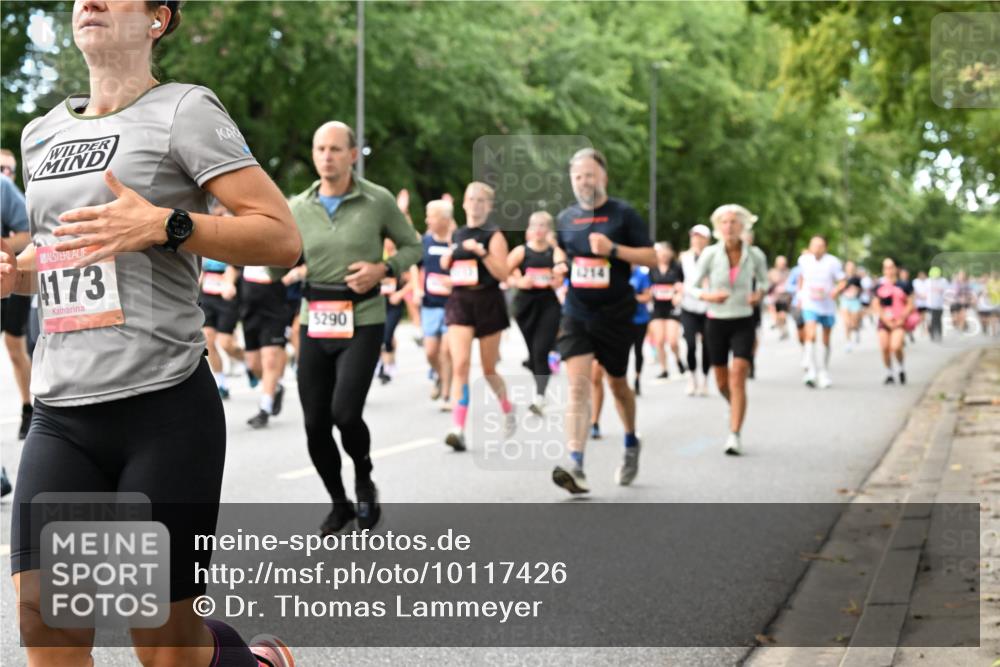 06.09.2026 - CURREX Alsterlauf Dr. Thomas Lammeyer http://msf.ph/oto/10117426 06.09.2026 09:15:14 Laufen 4173, 5290 meine-sportfotos.de