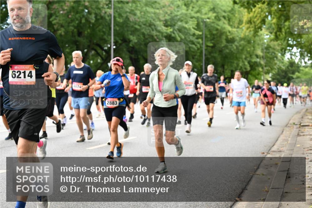 06.09.2026 - CURREX Alsterlauf Dr. Thomas Lammeyer http://msf.ph/oto/10117438 06.09.2026 09:15:16 Laufen 6214, 8074, 2883, 3160 meine-sportfotos.de