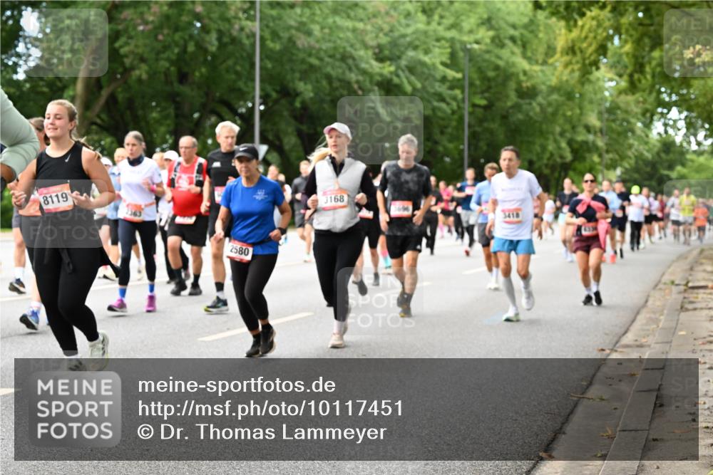06.09.2026 - CURREX Alsterlauf Dr. Thomas Lammeyer http://msf.ph/oto/10117451 06.09.2026 09:15:17 Laufen 8119, 2580, 3168 meine-sportfotos.de