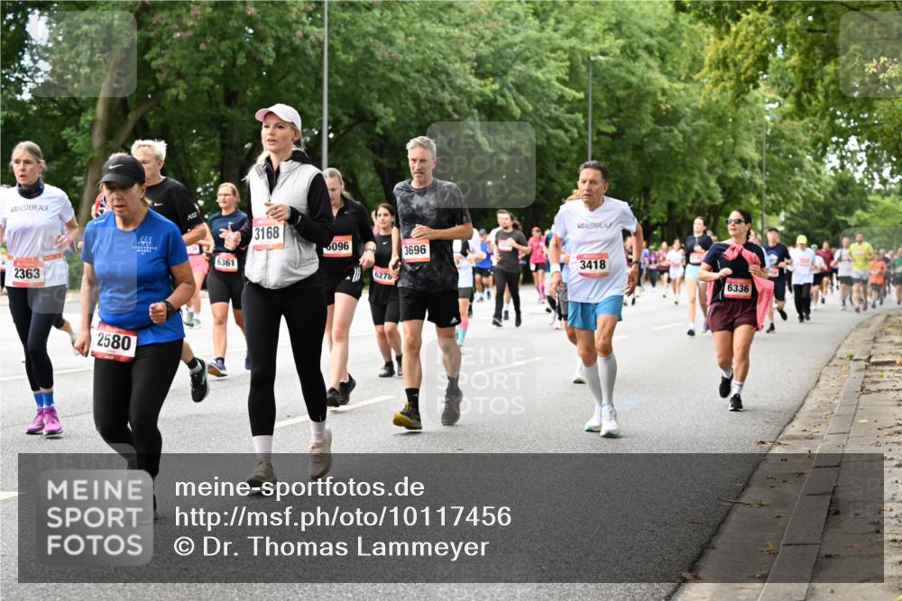 06.09.2026 - CURREX Alsterlauf Dr. Thomas Lammeyer http://msf.ph/oto/10117456 06.09.2026 09:15:18 Laufen 2363, 2580, 6361, 3168, 096, 6276, 3696, 3418, 6336 meine-sportfotos.de