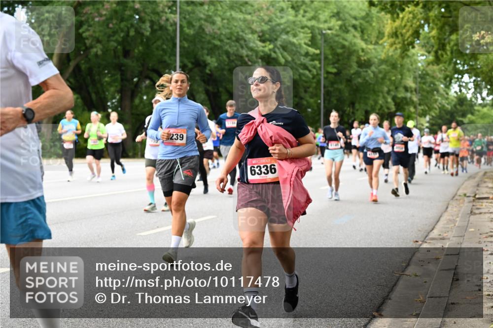 06.09.2026 - CURREX Alsterlauf Dr. Thomas Lammeyer http://msf.ph/oto/10117478 06.09.2026 09:15:21 Laufen 239, 6336 meine-sportfotos.de