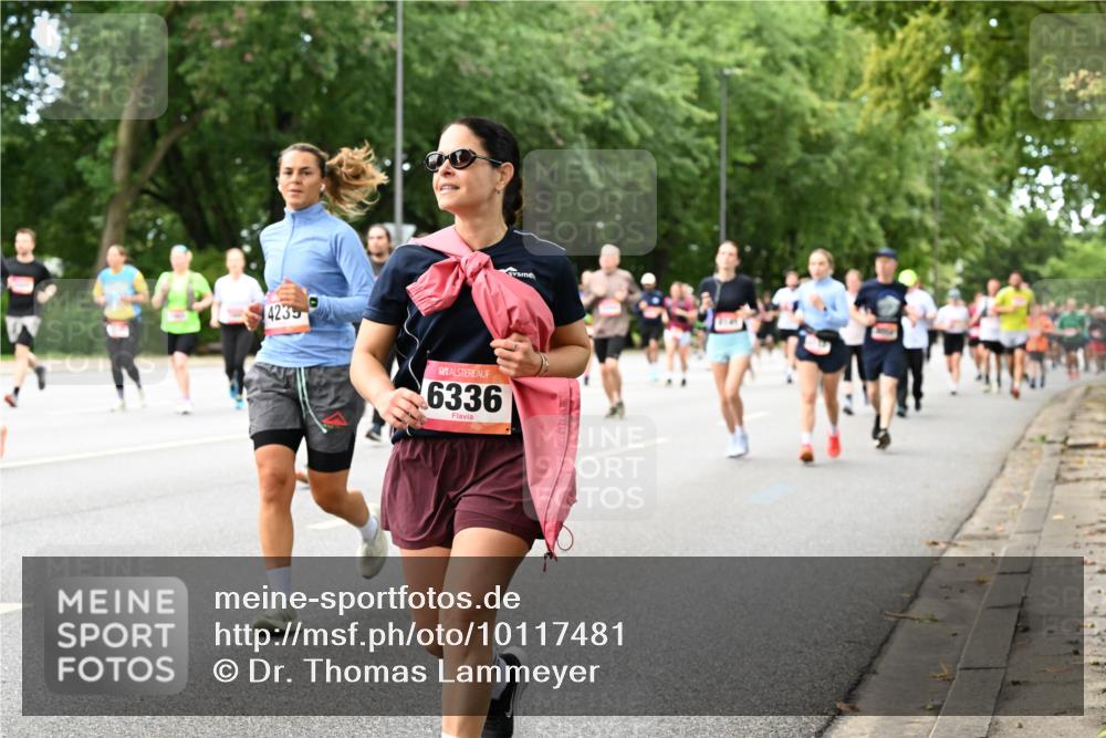06.09.2026 - CURREX Alsterlauf Dr. Thomas Lammeyer http://msf.ph/oto/10117481 06.09.2026 09:15:21 Laufen 4235, 6336 meine-sportfotos.de
