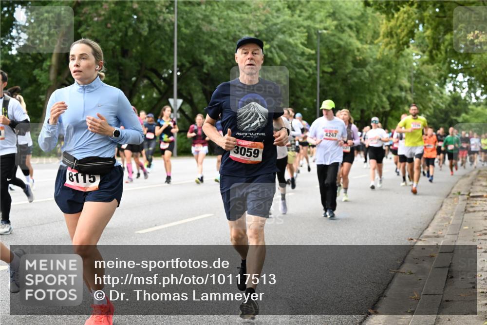 06.09.2026 - CURREX Alsterlauf Dr. Thomas Lammeyer http://msf.ph/oto/10117513 06.09.2026 09:15:26 Laufen 8115, 3059, 4247 meine-sportfotos.de